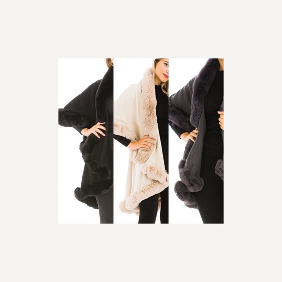 Luxury Beige Faux Fur Collared Cape Coat One Size - Picture 4 of 5